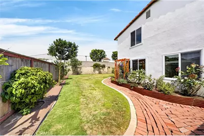 19051 Randi, Huntington Beach, CA 92646 - Photo 34