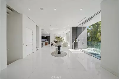 9459 Beverly Crest, Beverly Hills, CA 90210 - Photo 4
