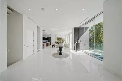 9459 Beverly Crest, Beverly Hills, CA 90210 - Photo 4