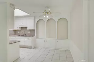 2276 Via Mariposa, Laguna Woods, CA 92637 - Photo 14
