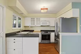 10207 Ascot Cir, Huntington Beach, CA 92646 - Photo 4