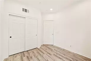 139 Pantheon, Irvine, CA 92620 - Photo 4
