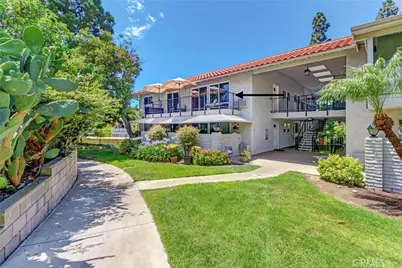 2285 Via Puerta #Q, Laguna Woods, CA 92637 - Photo 2