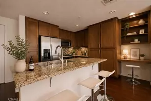 21301 Erwin St, Woodland Hills, CA 91367 - Photo 14