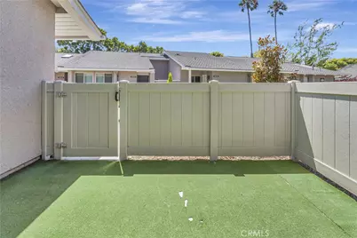 8566 Larkhall Circle #808-B, Huntington Beach, CA 92646 - Photo 20