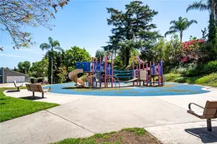 25681 Padua Dr, Laguna Hills, CA 92653 - Photo 30