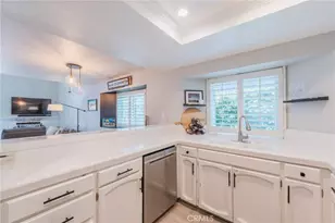 2687 Orange, Costa Mesa, CA 92627 - Photo 10