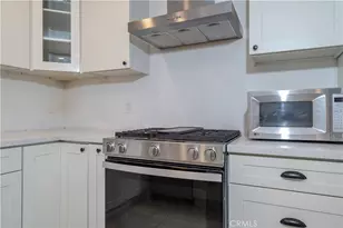 1240 S Marin Ct, Anaheim, CA 92804 - Photo 8
