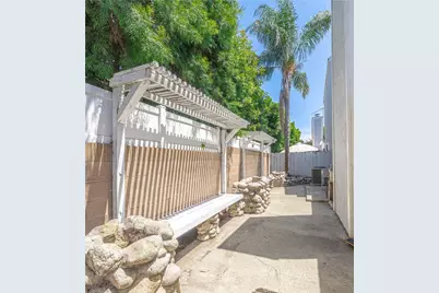 1240 S Marin Court, Anaheim, CA 92804 - Photo 28