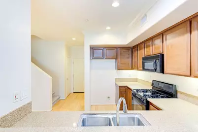7 Chilmark Street, Ladera Ranch, CA 92694 - Photo 8