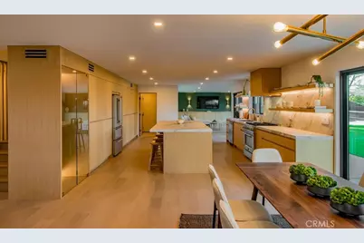 24245 Hatteras, Woodland Hills, CA 91367 - Photo 16