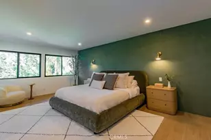 24245 Hatteras, Woodland Hills, CA 91367 - Photo 32