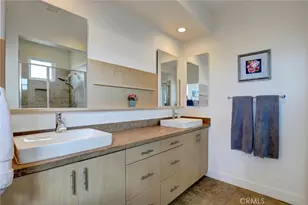 1 Vantis, Aliso Viejo, CA 92656 - Photo 22