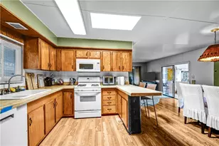19361 Brookhurst Street, Huntington Beach, CA 92646 - Photo 22