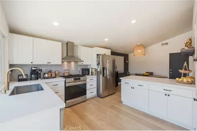 19202 Hickory, Huntington Beach, CA 92646 - Photo 10