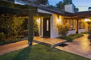 1138 Little Gopher Canyon, Vista, CA 92084 - Photo 2