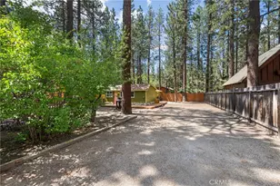 925 W Rainbow Blvd, Big Bear City, CA 92314 - Photo 28