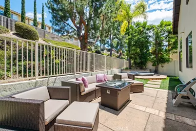 24 Via Gatillo, Rancho Santa Margarita, CA 92688 - Photo 28
