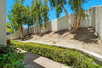 24 Via Gatillo, Rancho Santa Margarita, CA 92688 - Photo 32