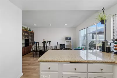 10015 Karmont Avenue, South Gate, CA 90280 - Photo 16