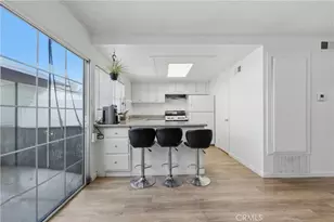 10015 Karmont Ave, South Gate, CA 90280 - Photo 12