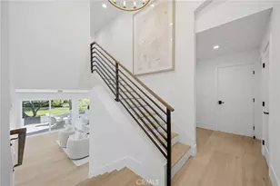 539 Vista Flora, Newport Beach, CA 92660 - Photo 10