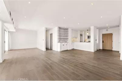 999 N Doheny Dr #310, West Hollywood, CA 90069 - Photo 2