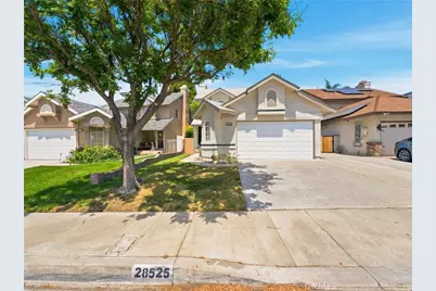 28525 Sugar Pine Way, Saugus, CA 91390 - Photo 2