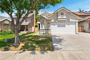28525 Sugar Pine Way, Saugus, CA 91390 - Photo 1