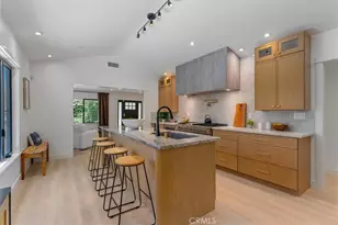 584 N Plymouth Blvd, Los Angeles, CA 90004 - Photo 16