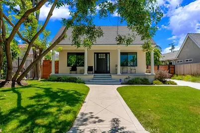 584 N Plymouth Boulevard, Los Angeles, CA 90004 - Photo 1