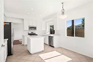 26495 St Michel Ln, Murrieta, CA 92563 - Photo 12
