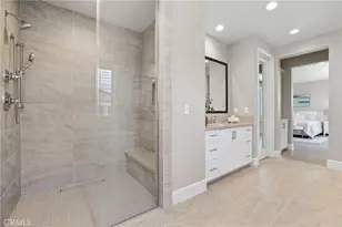 63 Pedigree, Irvine, CA 92602 - Photo 32