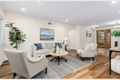 10081 Spar, Huntington Beach, CA 92646 - Photo 12