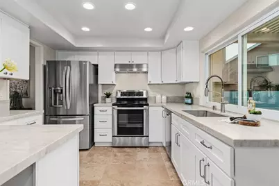 10081 Spar, Huntington Beach, CA 92646 - Photo 18