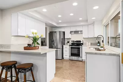 10081 Spar, Huntington Beach, CA 92646 - Photo 16
