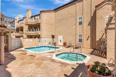 2000 Pacific Coast Highway #203, Huntington Beach, CA 92648 - Photo 32