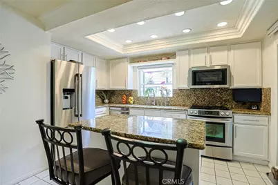 309 Burlington, Santa Ana, CA 92704 - Photo 20