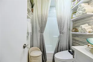 309 Burlington, Santa Ana, CA 92704 - Photo 16