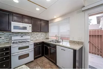 2601 W Juniper, Santa Ana, CA 92704 - Photo 24
