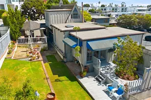 215 Ocean View, Newport Beach, CA 92663 - Photo 36