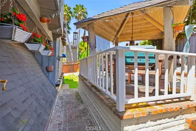 215 Ocean View, Newport Beach, CA 92663 - Photo 32
