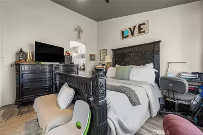 1176 W Buxton, Rialto, CA 92377 - Photo 20