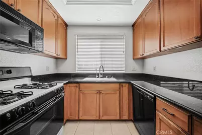632 Springbrook #7, Irvine, CA 92614 - Photo 8