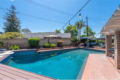 2817 Ridgewood, Santa Ana, CA 92705 - Photo 26