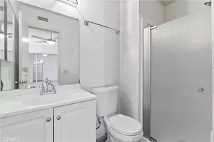 2921 S Fairview St, Santa Ana, CA 92704 - Photo 16