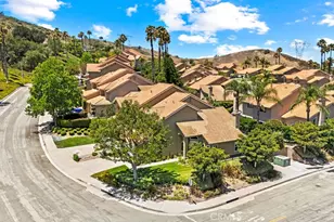 6041 E Queens Dr, Anaheim Hills, CA 92807 - Photo 8