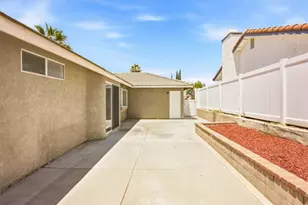 12372 Yuma Ct, Moreno Valley, CA 92557 - Photo 36