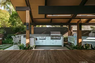 1534 Santiago, Newport Beach, CA 92660 - Photo 32
