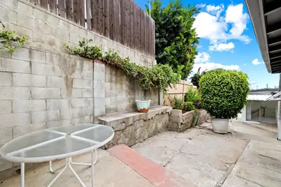 2012 Barnett, Los Angeles, CA 90032 - Photo 48